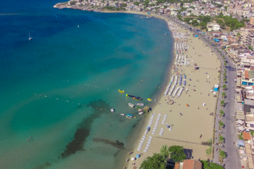 Ege’nin Gözde Tatil Cenneti: Titanium Hotel’de Sizi Bekliyoruz!